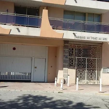 Appartamento Jardins Du Pont Du Lys Juan-les-Pins Esterno foto